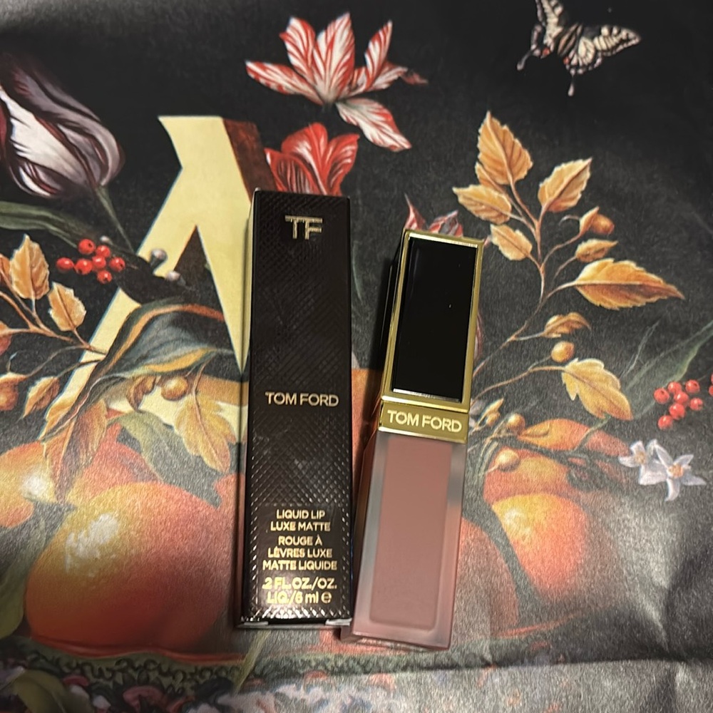 Tom Ford Liquid Lip Luxe Matte 6ml 121 Lark